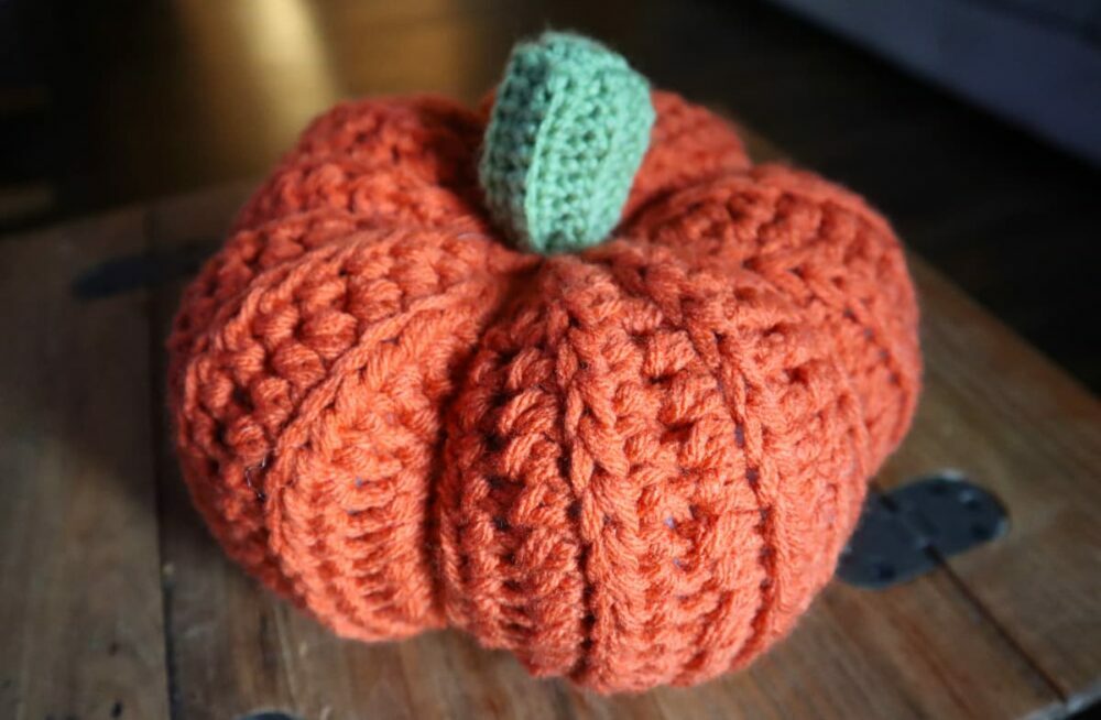 finished-crochet-pumpkin1-1000x654